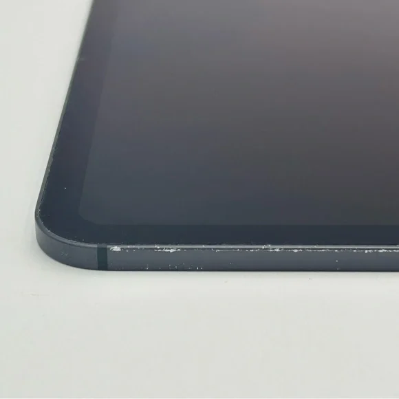 Apple 7th Generation iPad Pro 13” 256GB A2926 - Picture 5 of 16